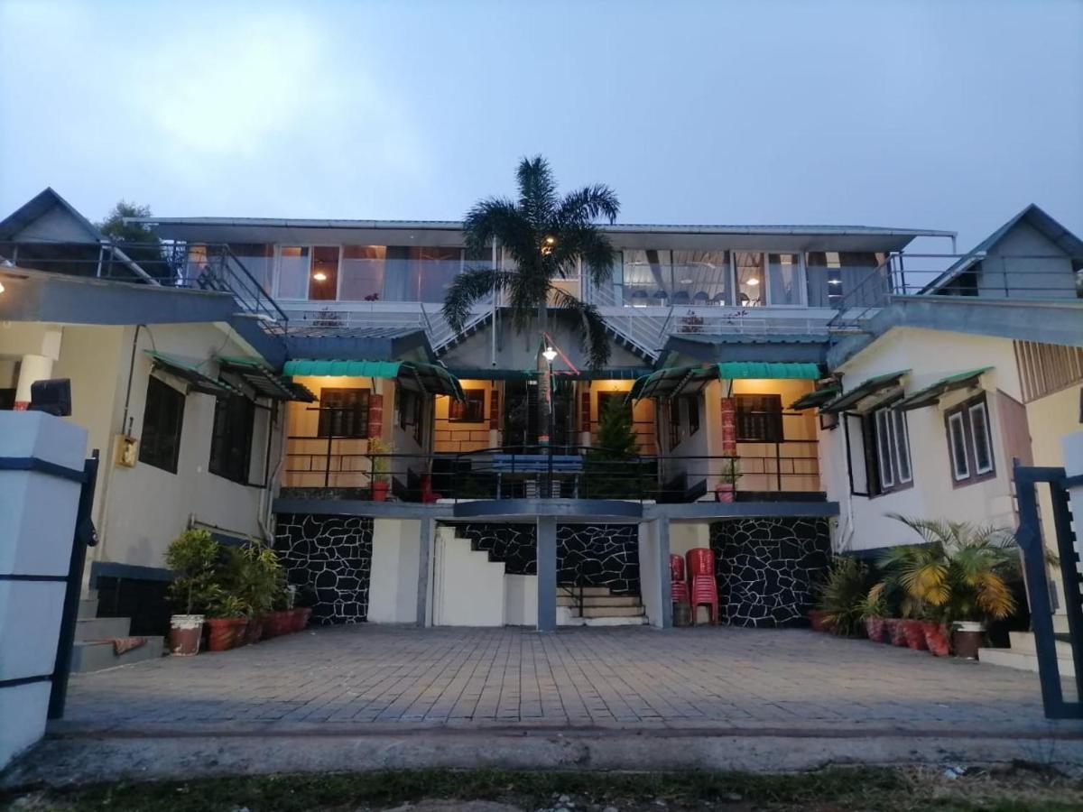 Хостел Vagamon Lake Palace Екстер'єр фото