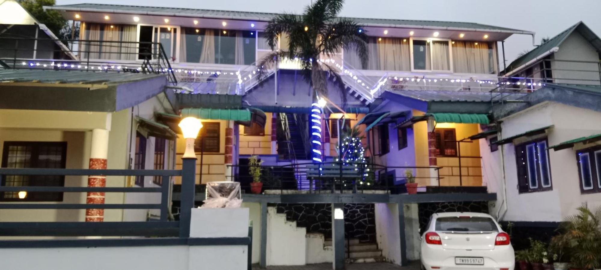 Хостел Vagamon Lake Palace Екстер'єр фото