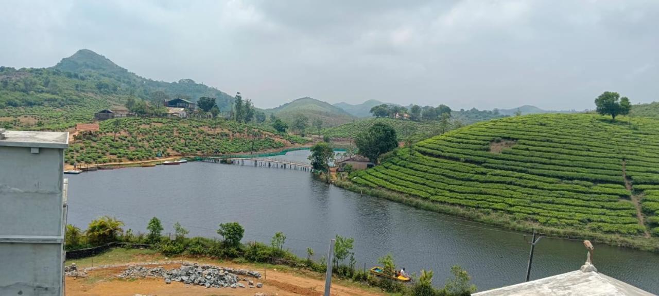 Хостел Vagamon Lake Palace Екстер'єр фото